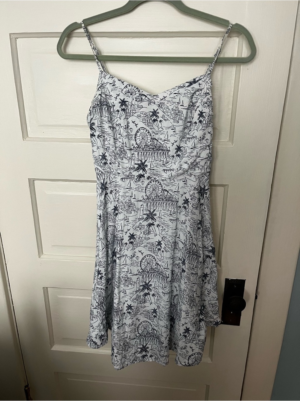 Women’s White & Navy print dress - Picture 2 of 10